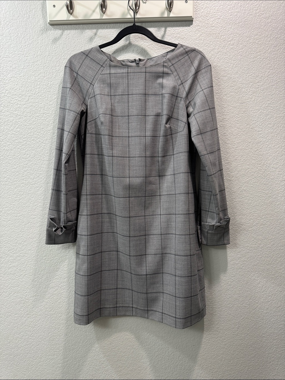 Banana Republic Gray Plaid Long-Sleeve Sheath Dress